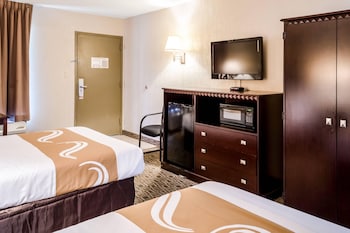 Standard Room, 2 Double Beds, Non Smoking