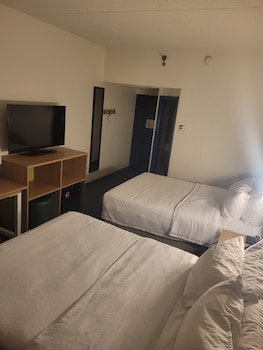 Room, 2 Queen Beds
