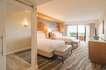 Room, 2 Queen Beds, Non Smoking, Balcony