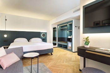 Premium Double Room with Air Conditioning