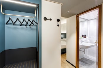 Double Room with Air Conditioning