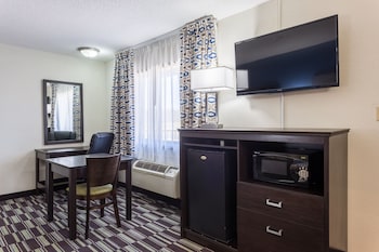 Room, 2 Queen Beds, Non Smoking (Pet Friendly)