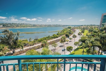 Suite, 1 Bedroom, Balcony, Bay View
