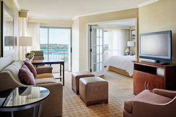Suite, 1 Bedroom, Balcony, Bay View