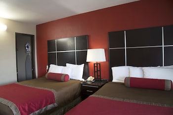 Standard Room, 2 Queen Beds, Non Smoking