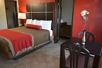 Standard Room, 1 Queen Bed, Non Smoking