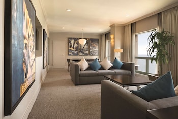 Presidential Suite, 1 King Bed, Non Smoking