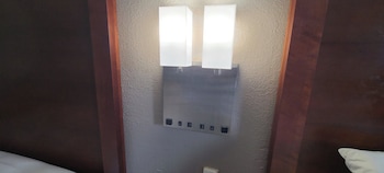 Deluxe Room, 2 Double Beds, Smoking, Kitchenette