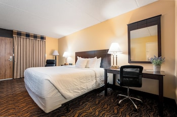 King Exterior Room