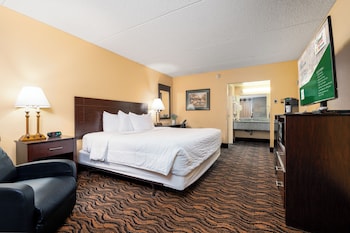 King Exterior Room