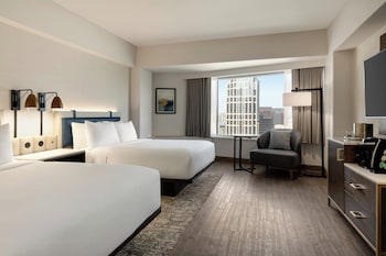 Premium Room, 2 Queen Beds, Non Smoking (Space Needle View)
