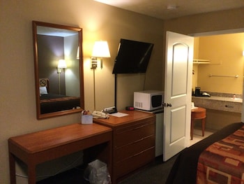 Standard Room, 1 Queen Bed, Smoking