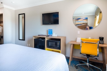 Room, 1 King Bed, Non Smoking