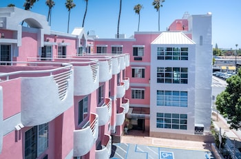 Deluxe Room, 2 Queen Beds, Non Smoking, Balcony