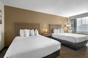 Standard Room, 2 Queen Beds, Non Smoking, Refrigerator