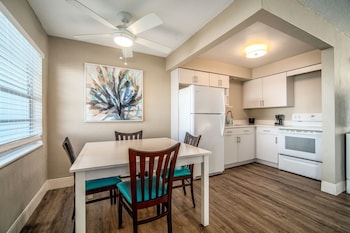 North Tower Oceanfront Efficiency
