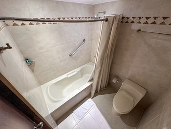 Superior Double Room, 2 Queen Beds