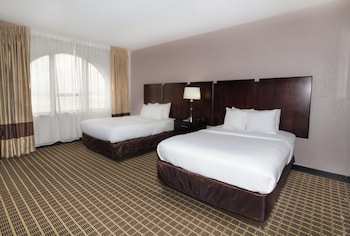 Standard Room, 2 Queen Beds, Non Smoking