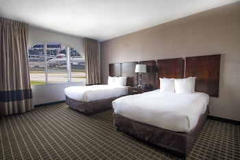 Standard Room, 2 Queen Beds, Non Smoking