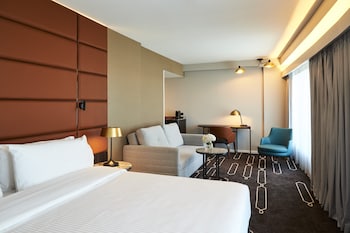 Premium Room, 1 King Bed (High Floor)