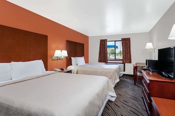 Standard Room, 2 Queen Beds