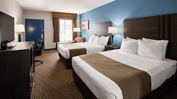 Standard Room, 2 Queen Beds, Non Smoking, Refrigerator & Microwave