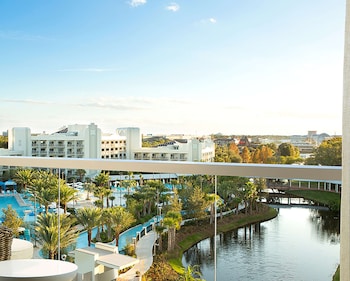 Room, 1 King Bed (Disney Springs View)