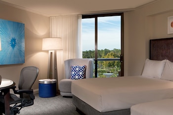 Room, 2 Queen Beds (Fireworks View)