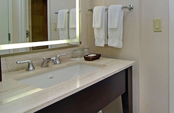 Suite, 1 Bedroom (Holiday)