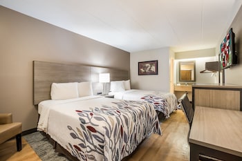 Deluxe Room, 2 Double Beds (Smoke Free, First Floor)