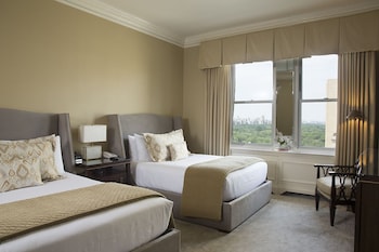 Superior Room, 1 King Bed, City View