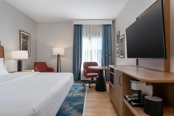 Standard Room, 1 King Bed, Non Smoking