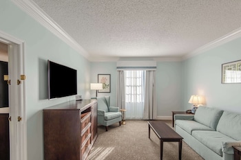 Suite, 1 King Bed