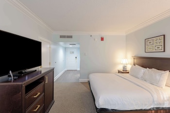 Room, 1 King Bed, Accessible (Hearing)