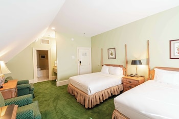 Suite, 2 Queen Beds (Governors)