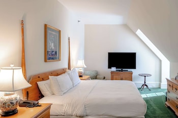 Room, 1 King Bed, Jetted Tub