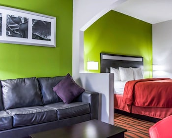 Suite, 1 King Bed, Non Smoking