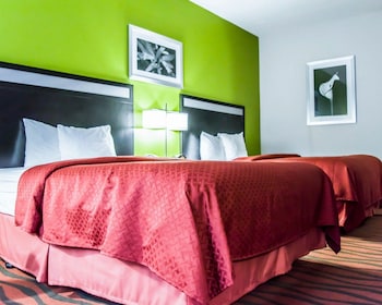 Room, 2 Queen Beds, Accessible, Non Smoking