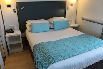 Classic Room, 1 Double Bed, Non Smoking (Small Room)