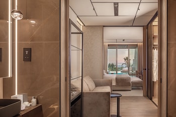 Junior Suite Upper Floor, Sea View, with Private Pool (3 adults)