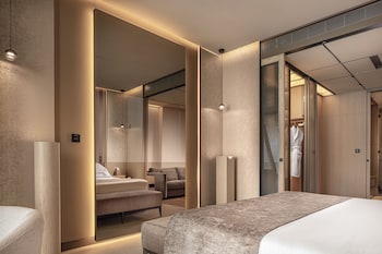 Junior Suite Ground Floor, Sea View, with Private Pool (3 adults)