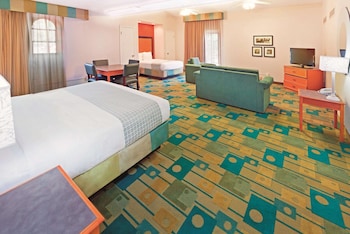 Room, 1 King Bed, Accessible, Non Smoking (Tub with Grab Bars)