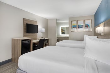 Standard Room, 2 Double Beds, Non Smoking, Refrigerator & Microwave