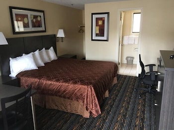 Standard Room, 1 King Bed, Non Smoking