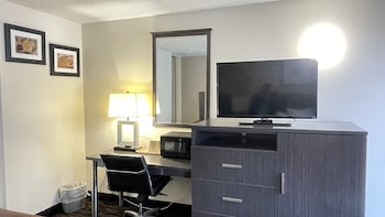 Standard Room, 2 Double Beds, Non Smoking