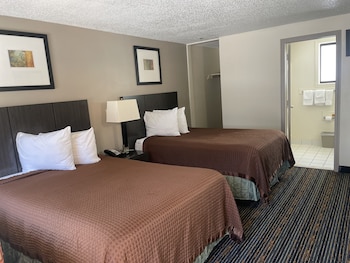 Standard Room, 2 Double Beds, Non Smoking