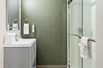 Suite, 2 Bedrooms