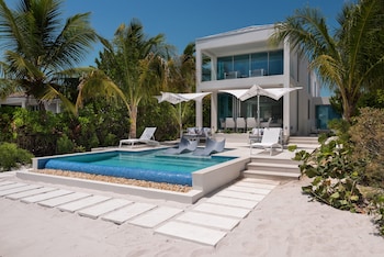 Seascape (located off-property)