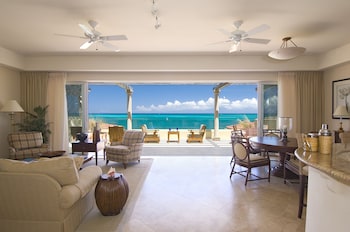 Villas Grace Bay Penthouse Suite