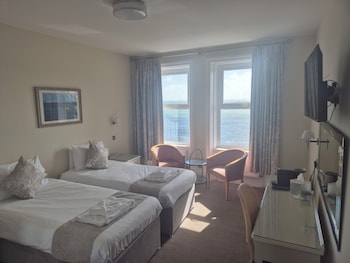 Deluxe Sea View Twin